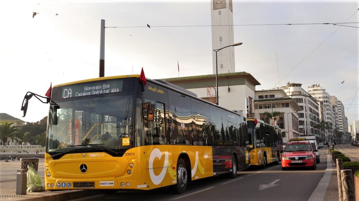 حالة من الاستياء والارتباك بسبب التغيير المتكرر لمسار حافلات الدار البيضاء