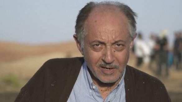 الفنان المصري عبد العزيز مخيون الفنان المصري عبد العزيز مخيون