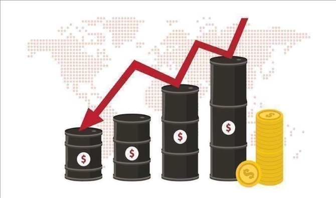 فرنسا تؤيّد وضع حد أقصى لأسعار النفط‎‎