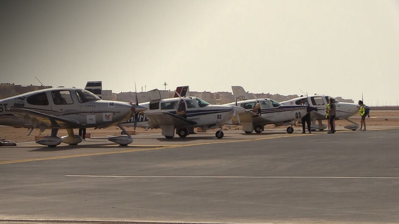 بالفيديو: أطول رالي جوي يعبر الصحراء المغربية