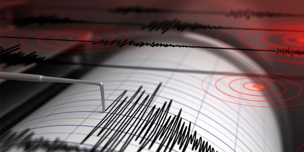 (صور) هزة أرضية في عدد من المدن المغربية والمواطنين يخرجون إلى الشوارع