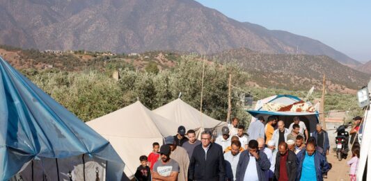 بالصور.. أخنوش يزور المناطق المتضررة بالزلزال