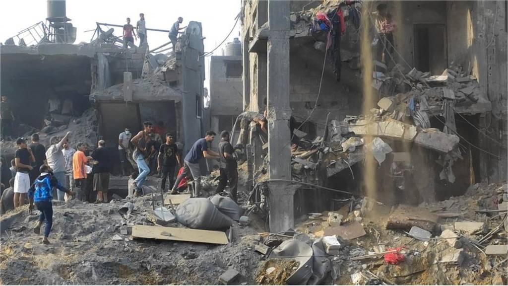 مئات القتلى والجرحى في "مجزرة جديدة" للجيش الإسرائيلي في قطاع غزة