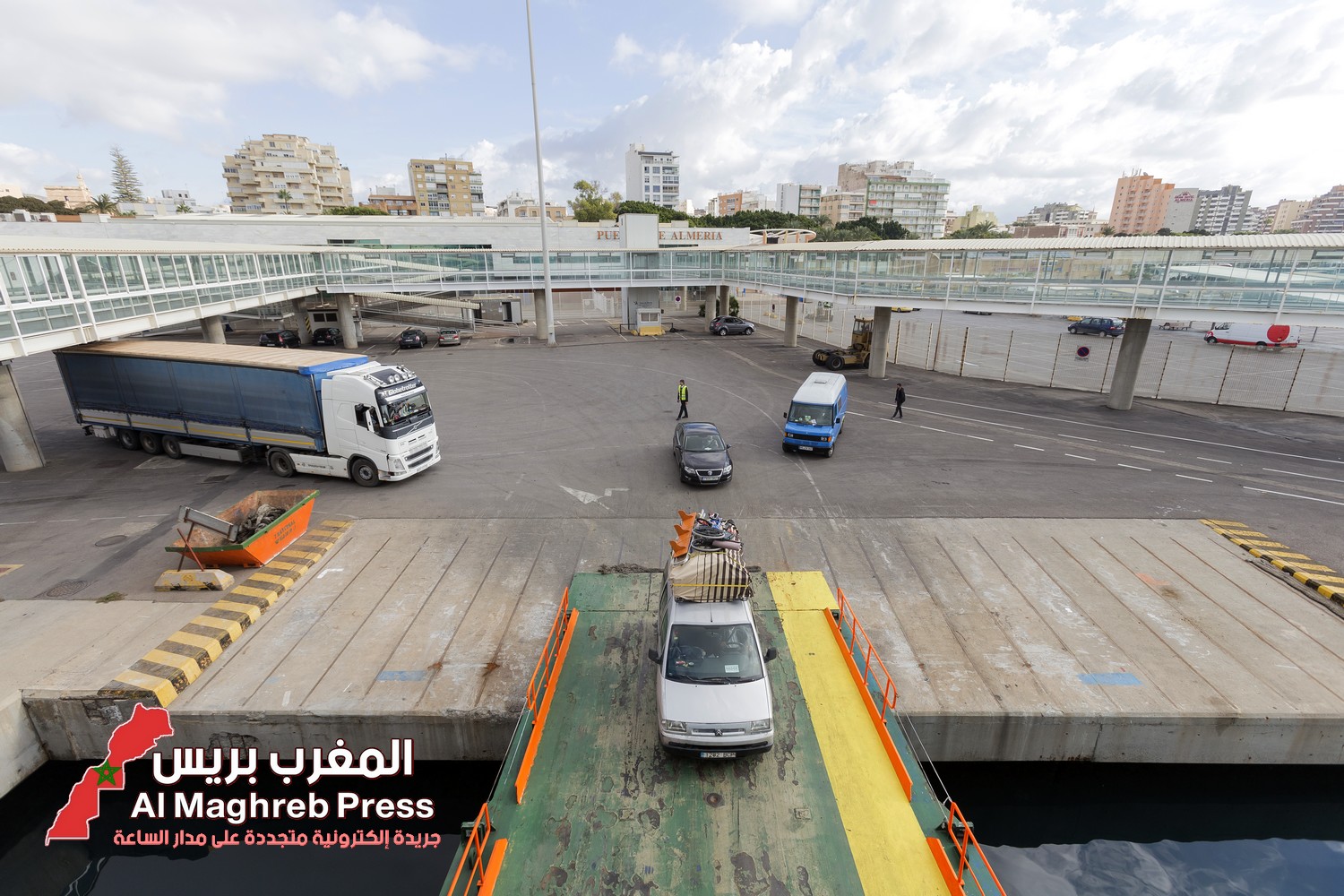 “مرحبا 2024”: بالياريا الإسبانية تلتزم بتوفير 15 رحلة يومية إلى المغرب مع توفير الطعام الحلال وغرفة الصلاة