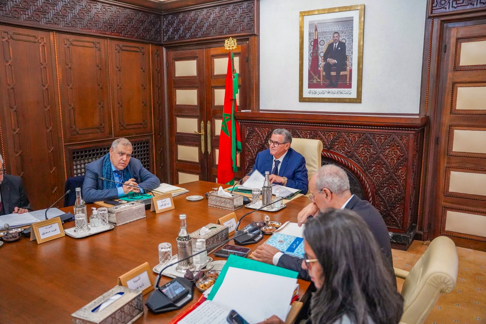 هاته هي الأسماء التي تم تعيينها اليوم في مناصب عليا بالمجلس الحكومي